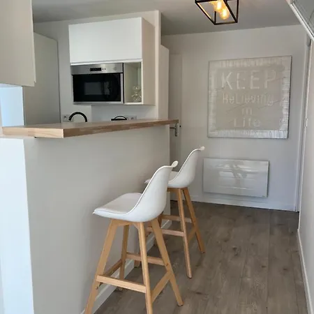 Daire Superbe T2 Avec Jardin + Parking Gratuit A Proximite Rouen